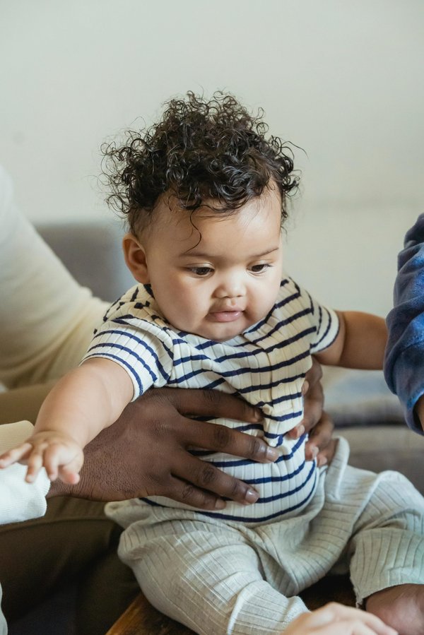 Crème eczema bébé : une solution réconfortante pour sa peau
